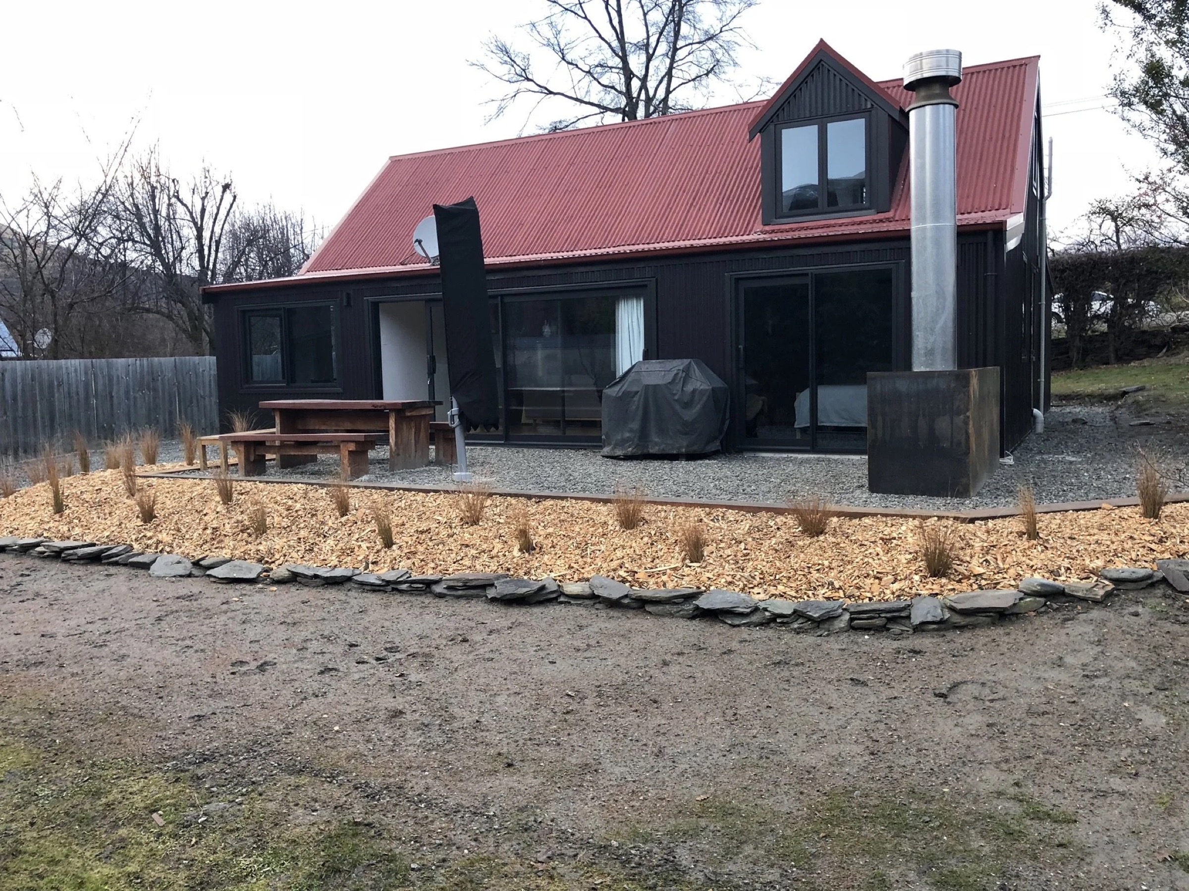 Arrowtown Cottage — image 1